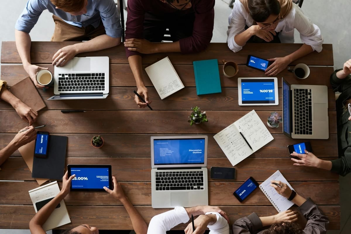 LinkedIn Company Page: How to Turn Your Employees Into an Army of Ambassadors